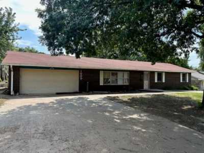 Home For Sale in Ponca City, Oklahoma