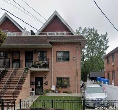 Apartment For Rent in East Elmhurst, New York