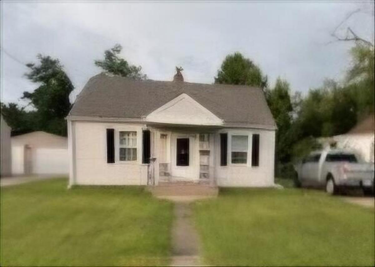 Picture of Home For Sale in Hobart, Indiana, United States