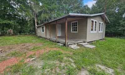 Home For Sale in Old Town, Florida