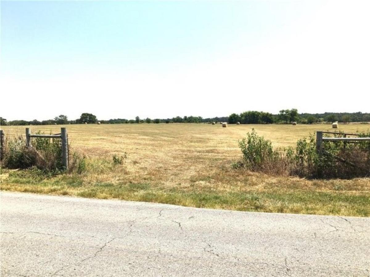 Picture of Residential Land For Sale in Decatur, Arkansas, United States