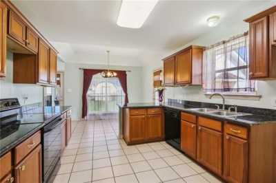 Home For Sale in Gretna, Louisiana