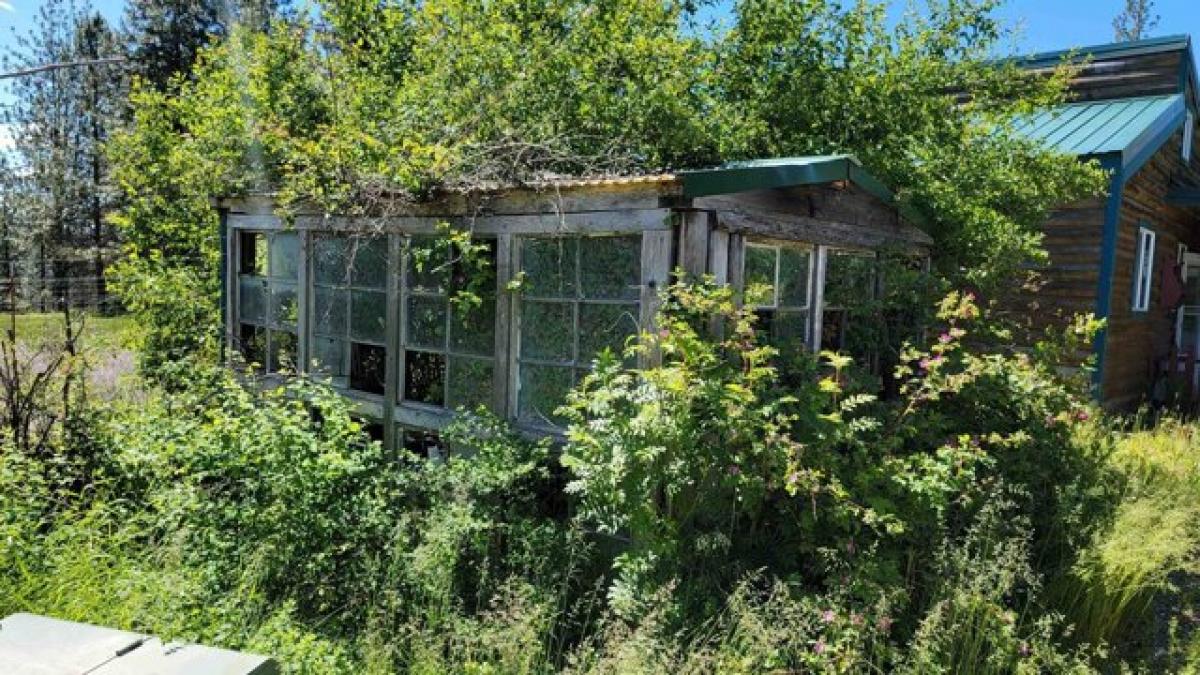 Picture of Home For Sale in Valley, Washington, United States