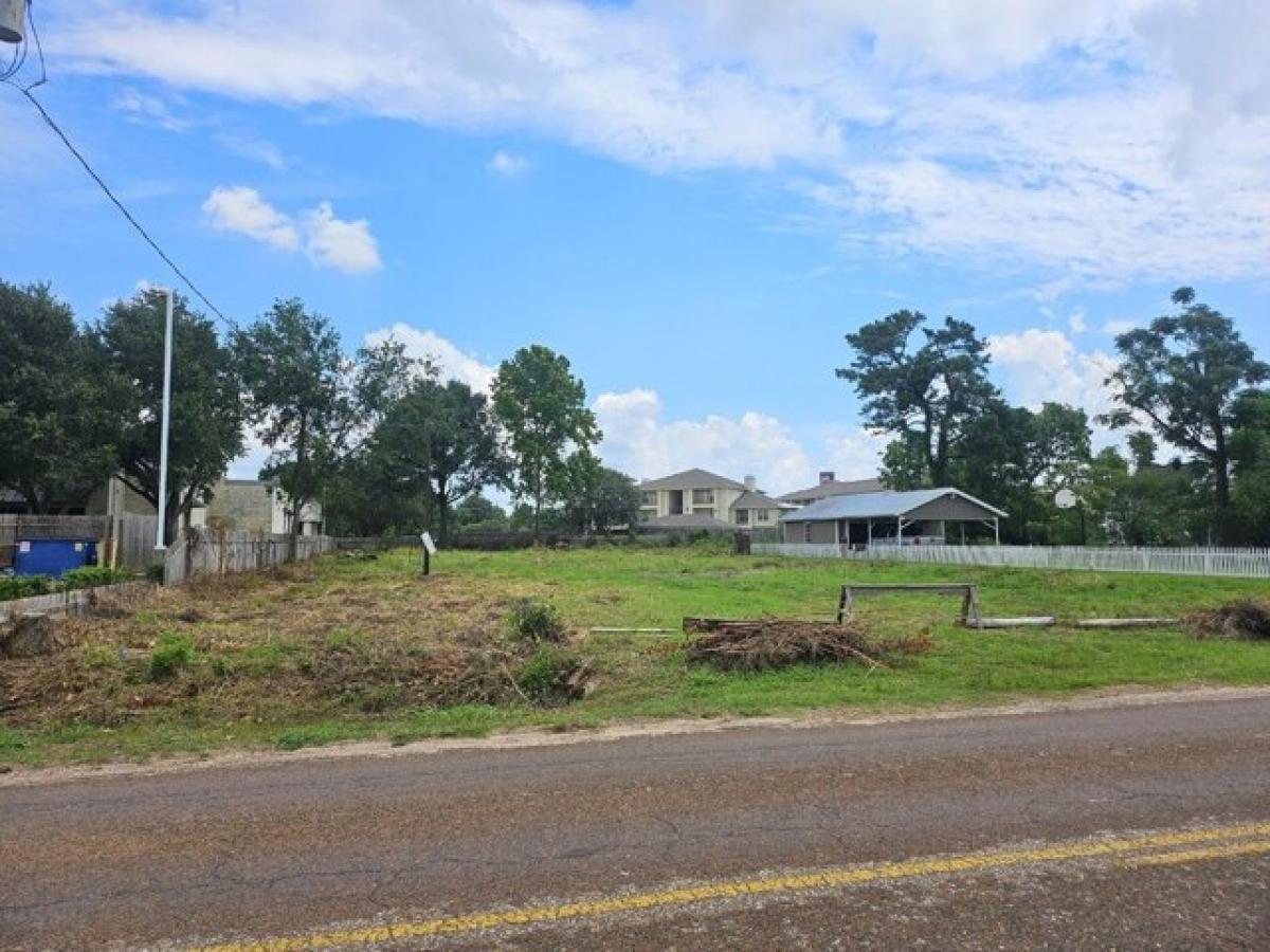 Picture of Residential Land For Sale in Waller, Texas, United States