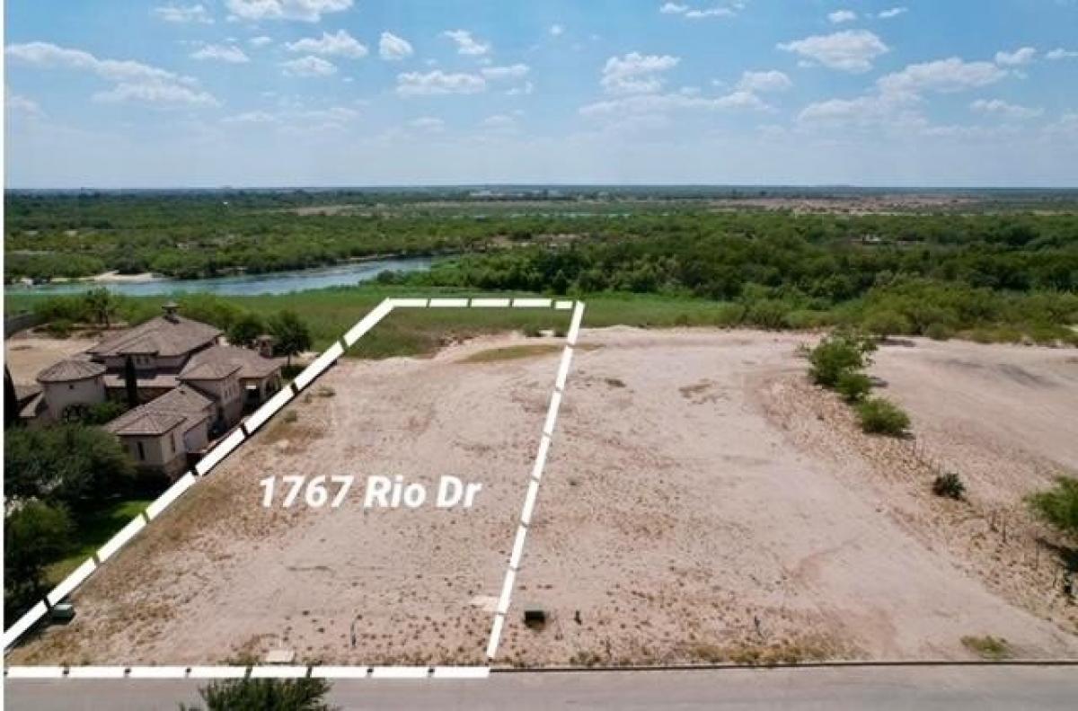 Picture of Residential Land For Sale in Eagle Pass, Texas, United States