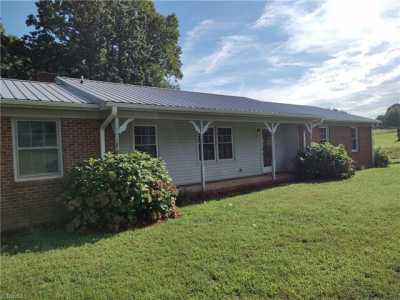 Home For Sale in Stokesdale, North Carolina