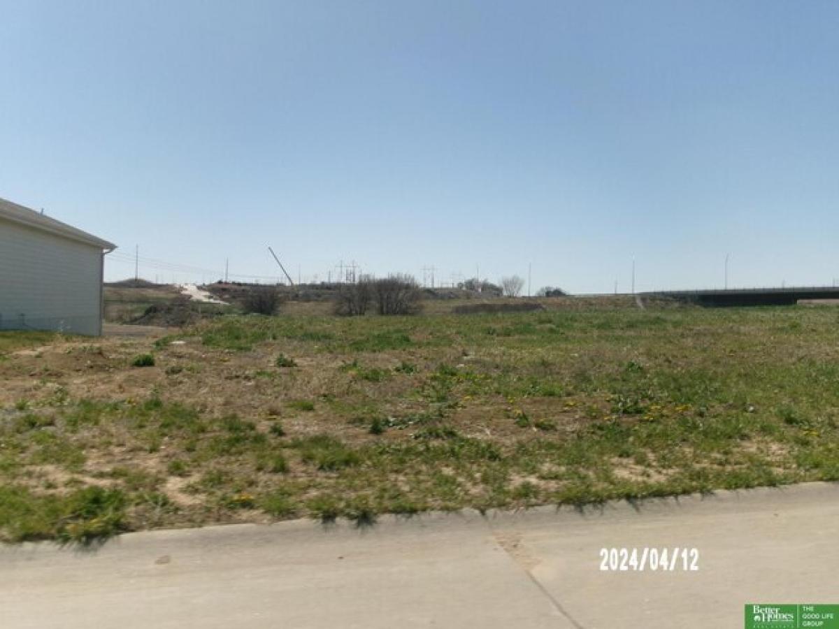 Picture of Residential Land For Sale in Omaha, Nebraska, United States