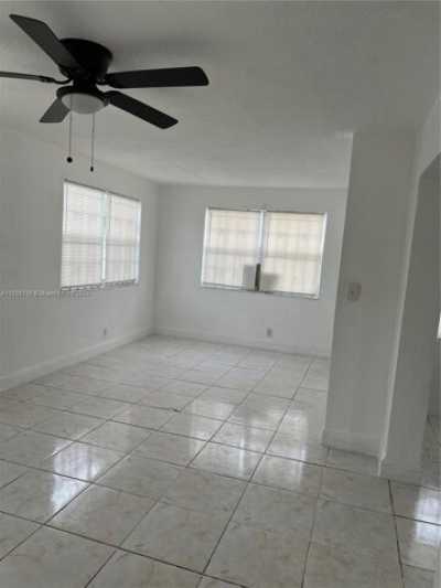 Home For Rent in Miami Gardens, Florida