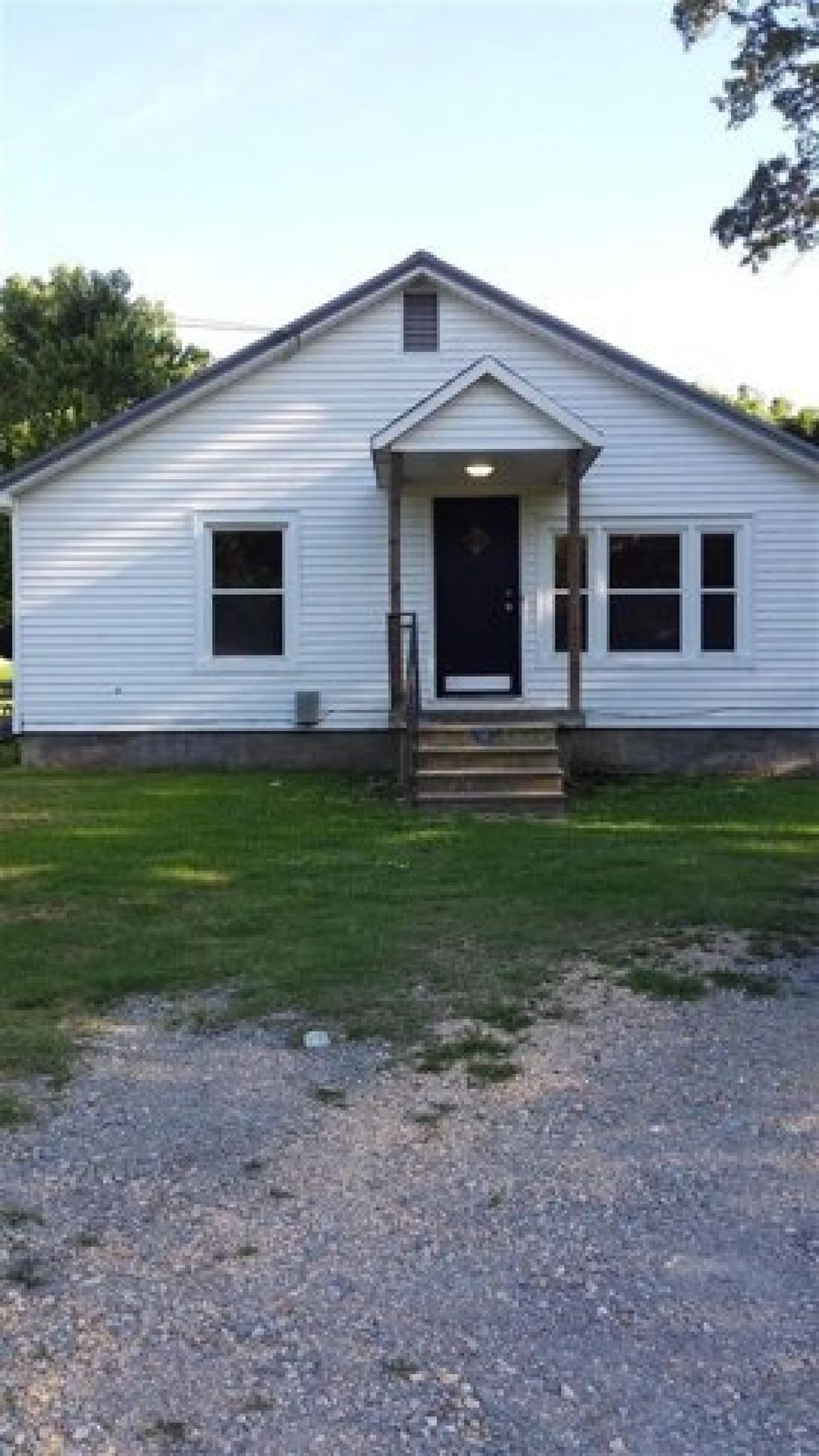 Picture of Home For Sale in Dyer, Tennessee, United States