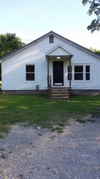 Home For Sale in Dyer, Tennessee