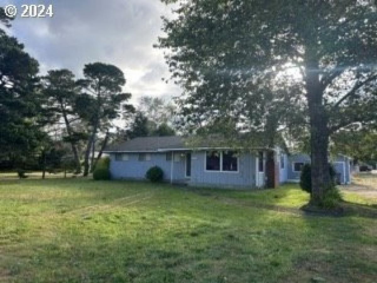 Picture of Home For Sale in Gearhart, Oregon, United States