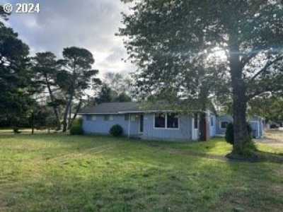 Home For Sale in Gearhart, Oregon