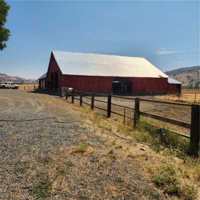 Home For Sale in Hornbrook, California