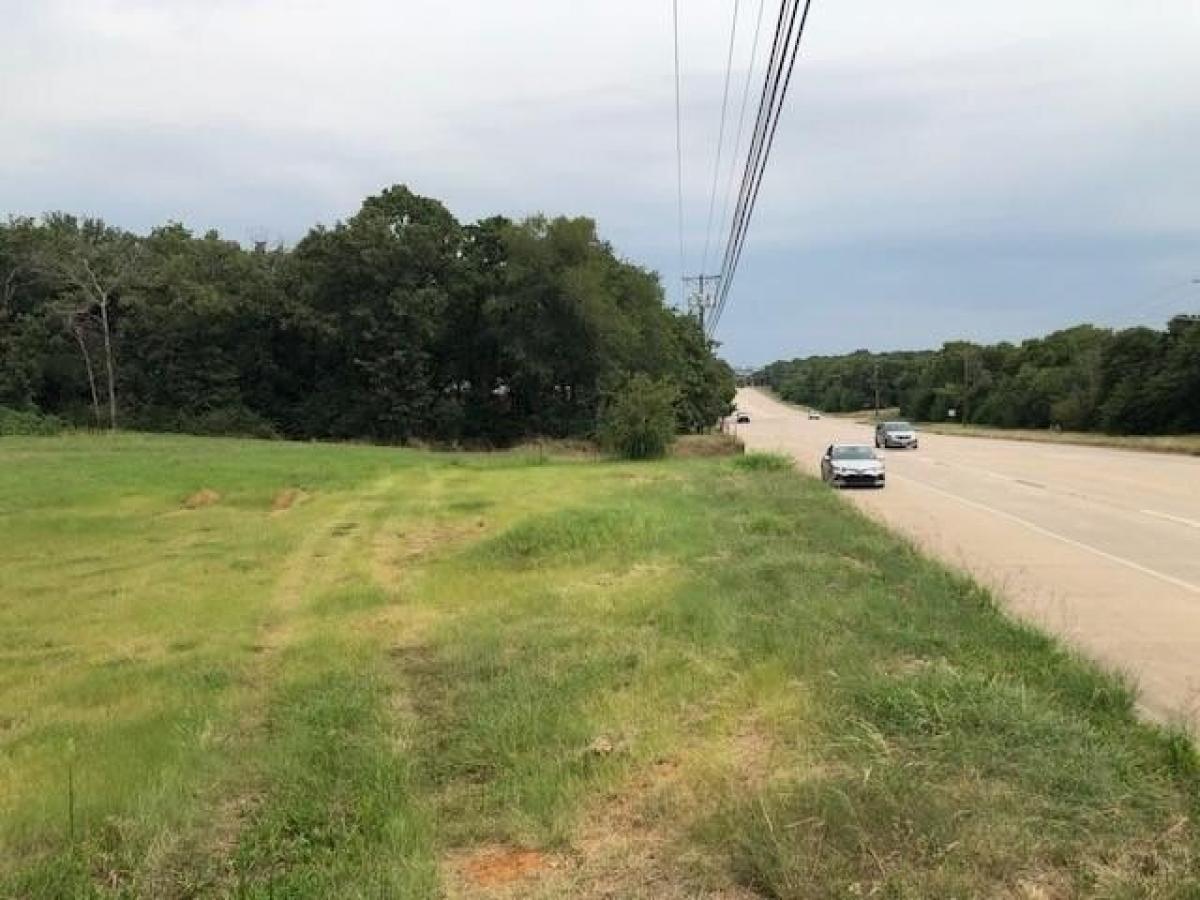 Picture of Residential Land For Sale in Bedford, Texas, United States