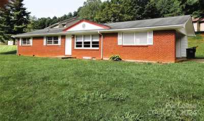 Home For Rent in Waynesville, North Carolina