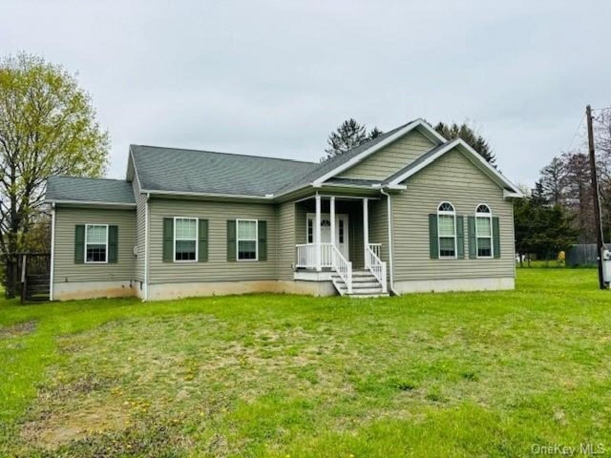 Picture of Home For Sale in Pine Plains, New York, United States