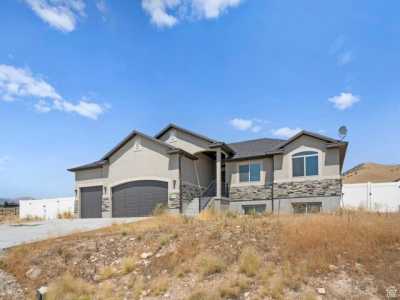 Home For Sale in Stockton, Utah