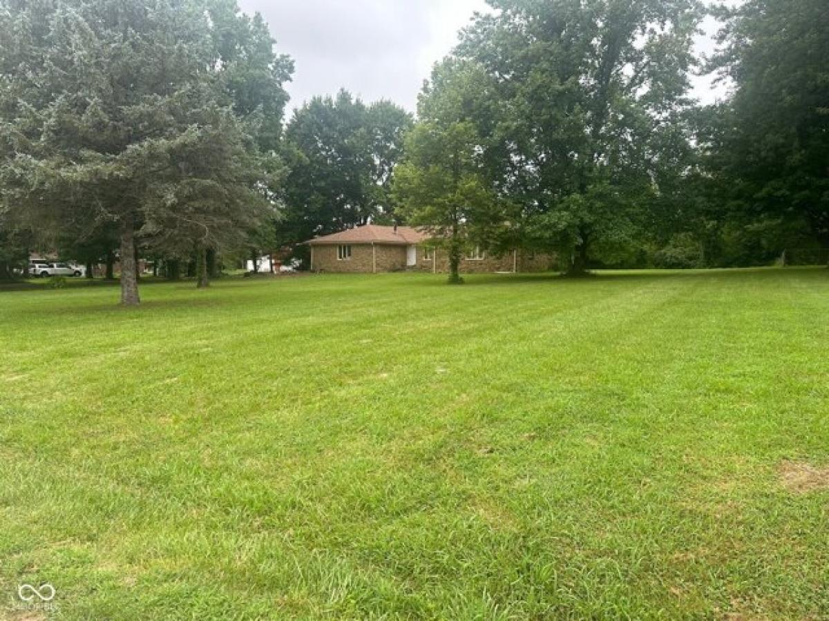 Picture of Home For Sale in Bargersville, Indiana, United States