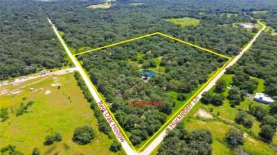 Residential Land For Sale in Hallettsville, Texas