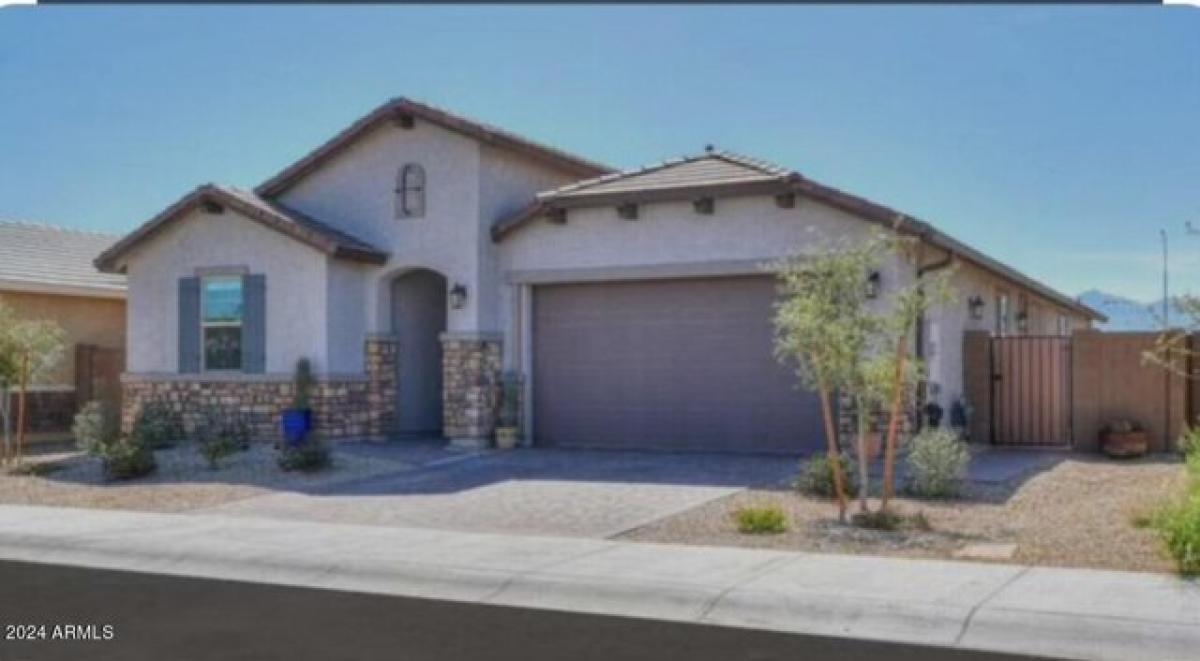 Picture of Home For Sale in Tolleson, Arizona, United States