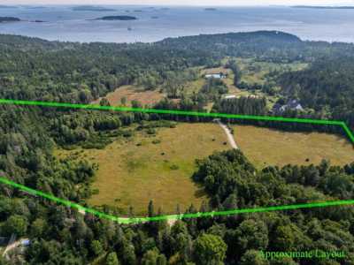 Residential Land For Sale in Brooksville, Maine