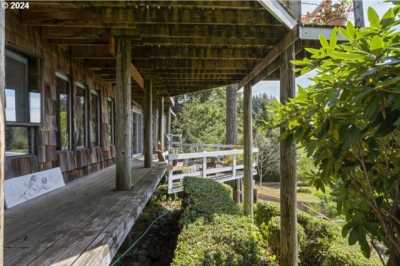 Home For Sale in Florence, Oregon