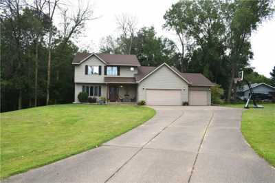 Home For Sale in Menomonie, Wisconsin