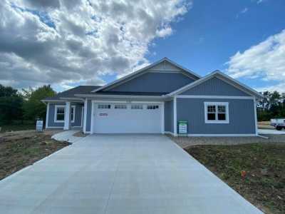 Home For Sale in Zeeland, Michigan