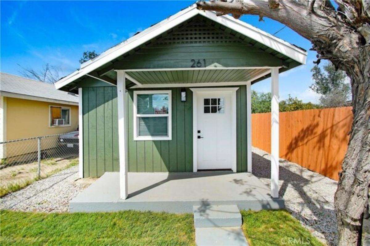 Picture of Home For Sale in Colton, California, United States