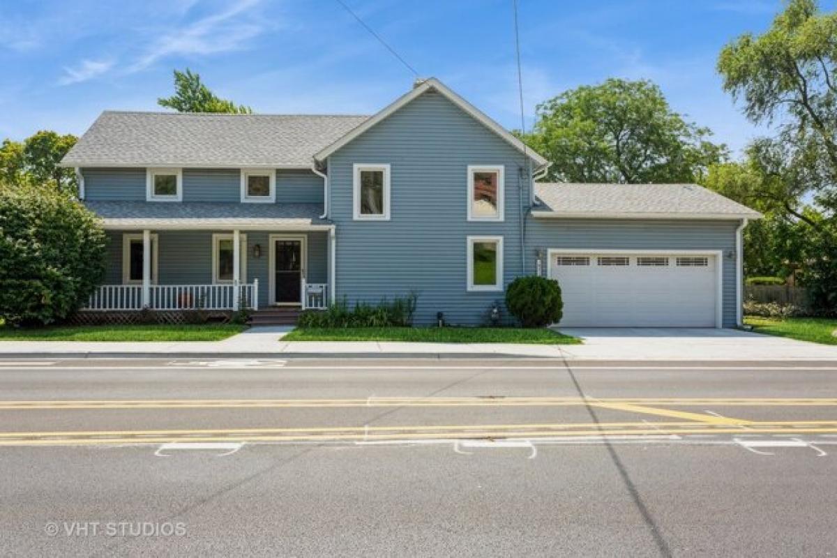 Picture of Home For Sale in Skokie, Illinois, United States