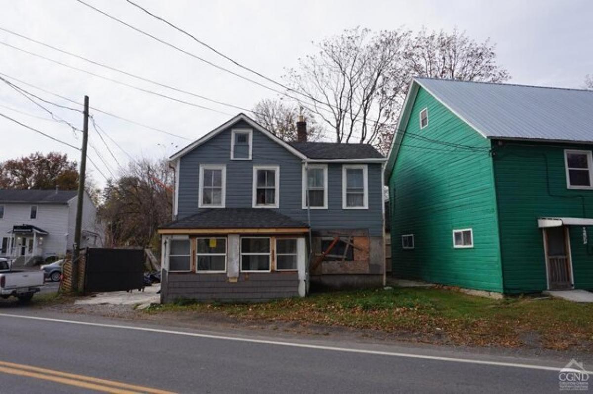 Picture of Home For Sale in Hudson, New York, United States