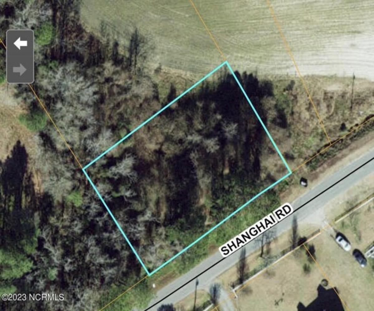 Picture of Residential Land For Sale in Rose Hill, North Carolina, United States