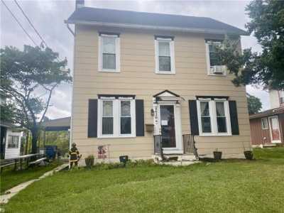 Home For Sale in Whitehall, Pennsylvania