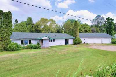 Home For Sale in Menominee, Michigan