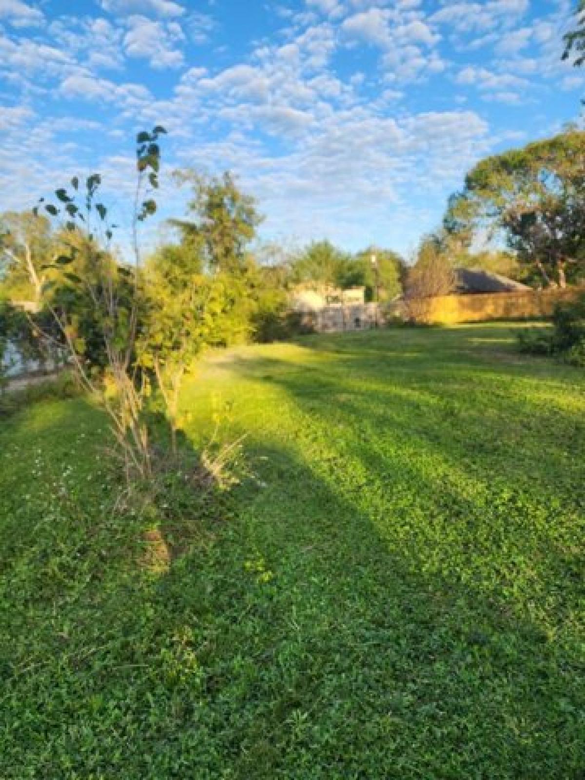 Picture of Residential Land For Sale in Pasadena, Texas, United States