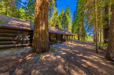 Home For Sale in Fish Camp, California