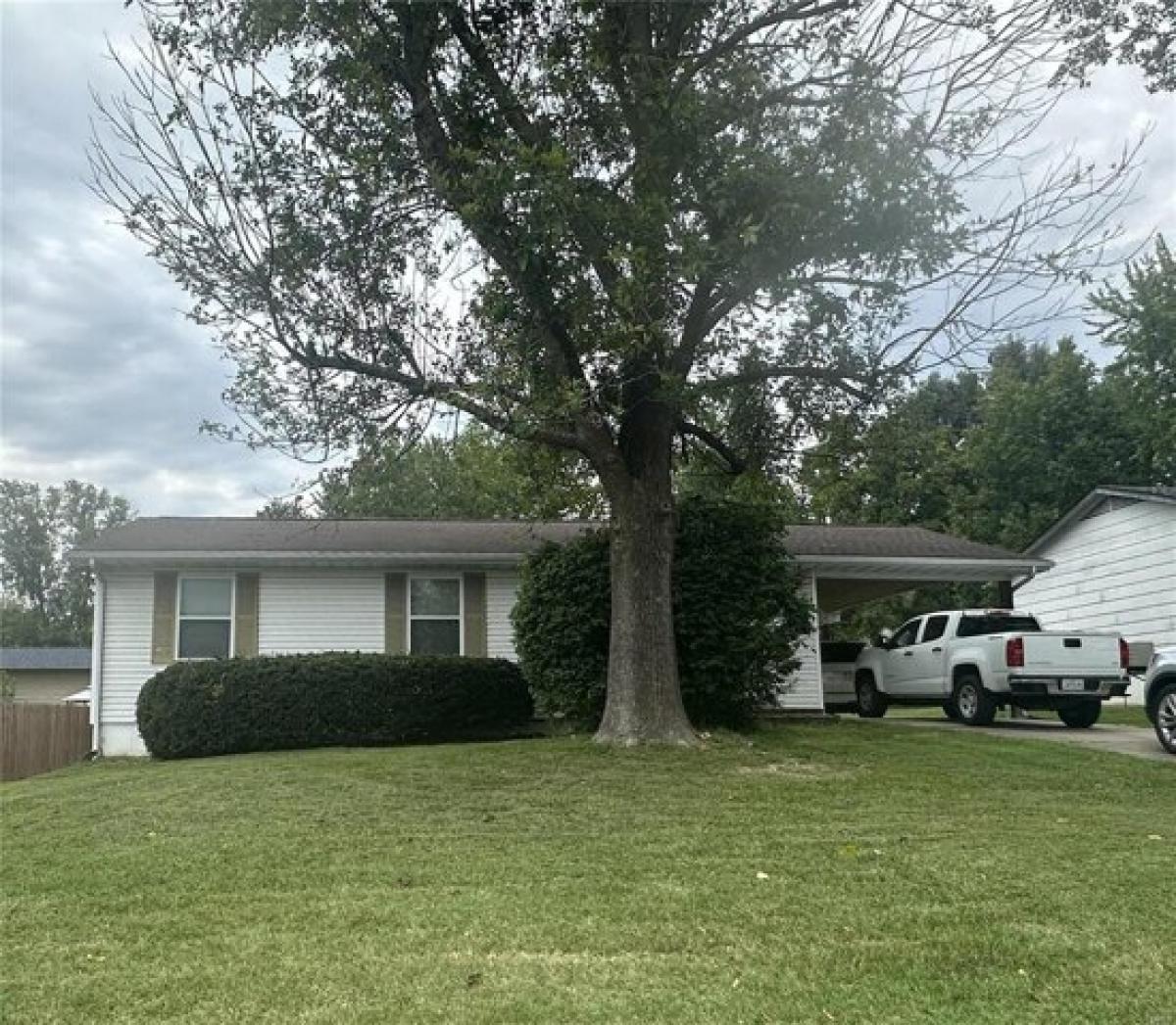 Picture of Home For Sale in Troy, Missouri, United States