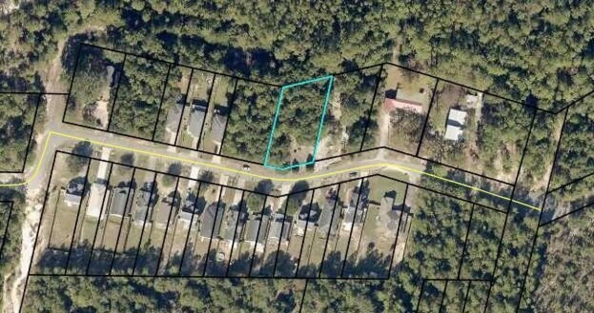 Picture of Residential Land For Sale in Crestview, Florida, United States