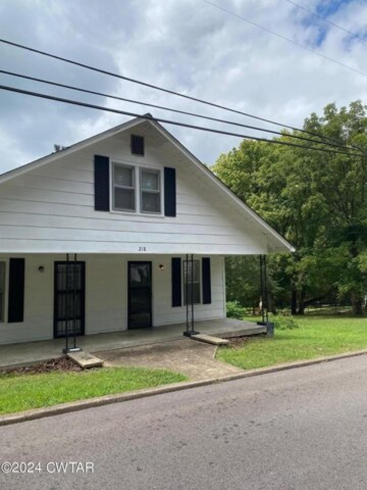 Picture of Home For Sale in Paris, Tennessee, United States