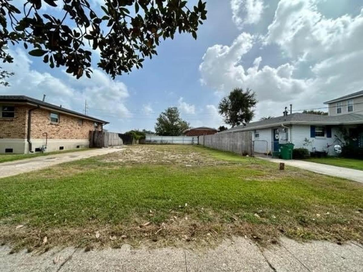 Picture of Residential Land For Sale in Metairie, Louisiana, United States