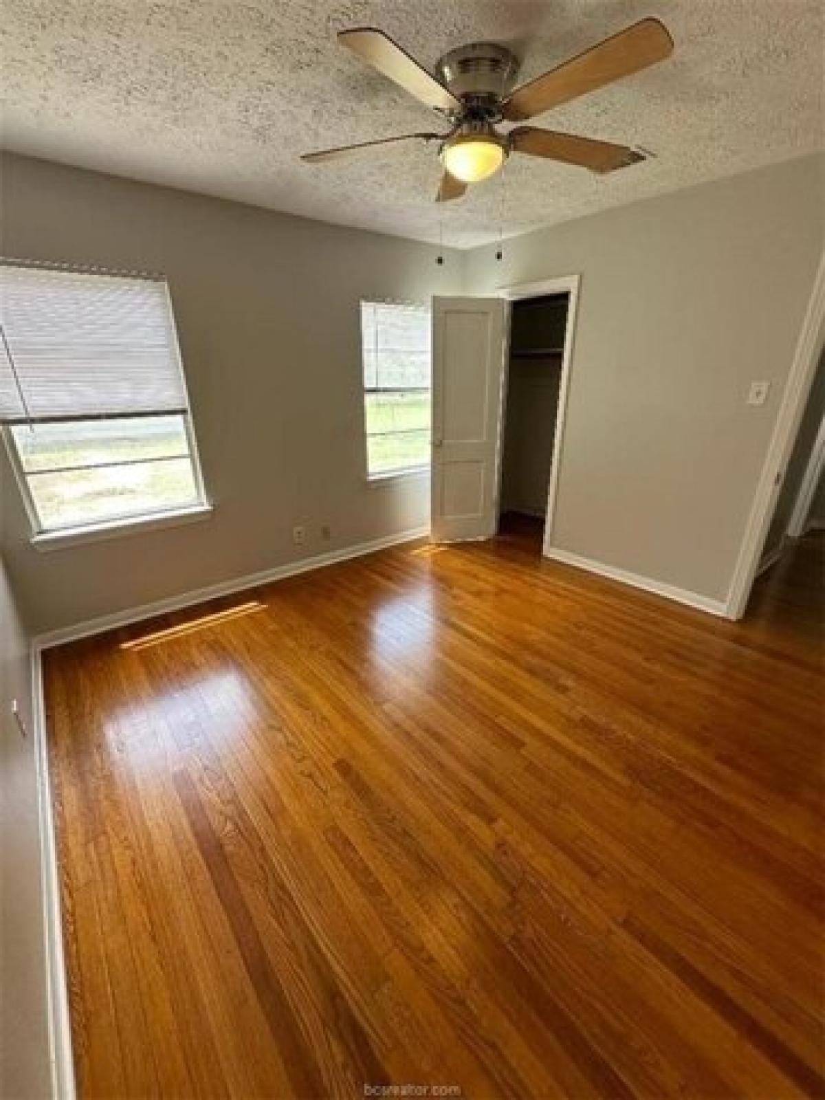 Picture of Home For Rent in Bryan, Texas, United States