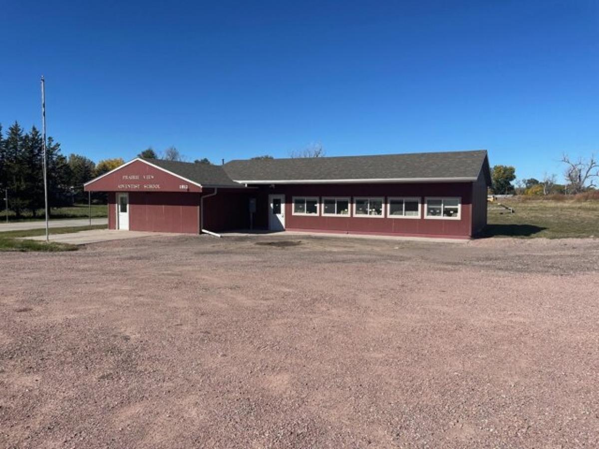 Picture of Home For Sale in Chadron, Nebraska, United States