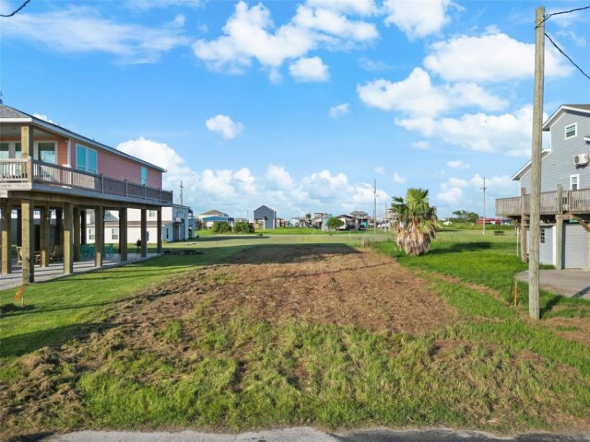 Picture of Residential Land For Sale in Port Bolivar, Texas, United States