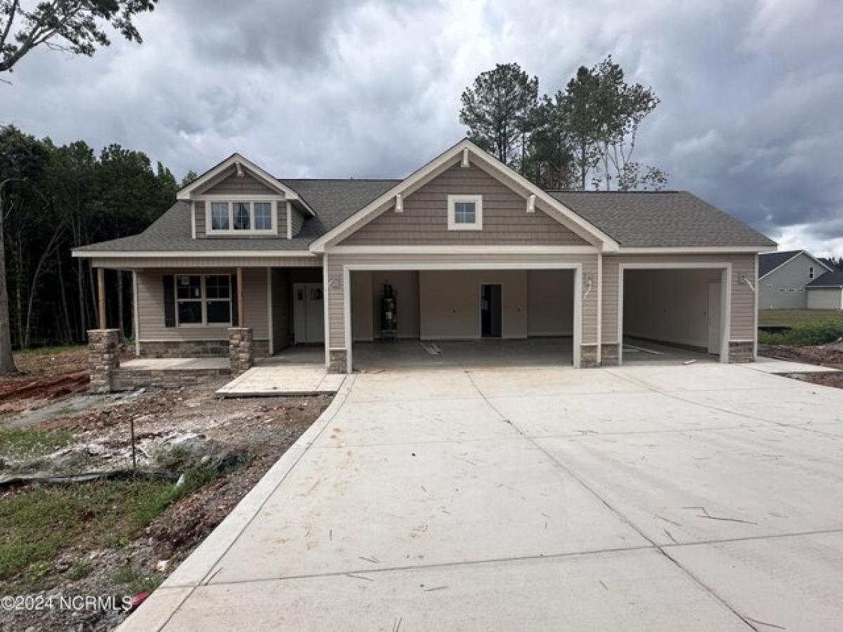 Picture of Home For Sale in Selma, North Carolina, United States