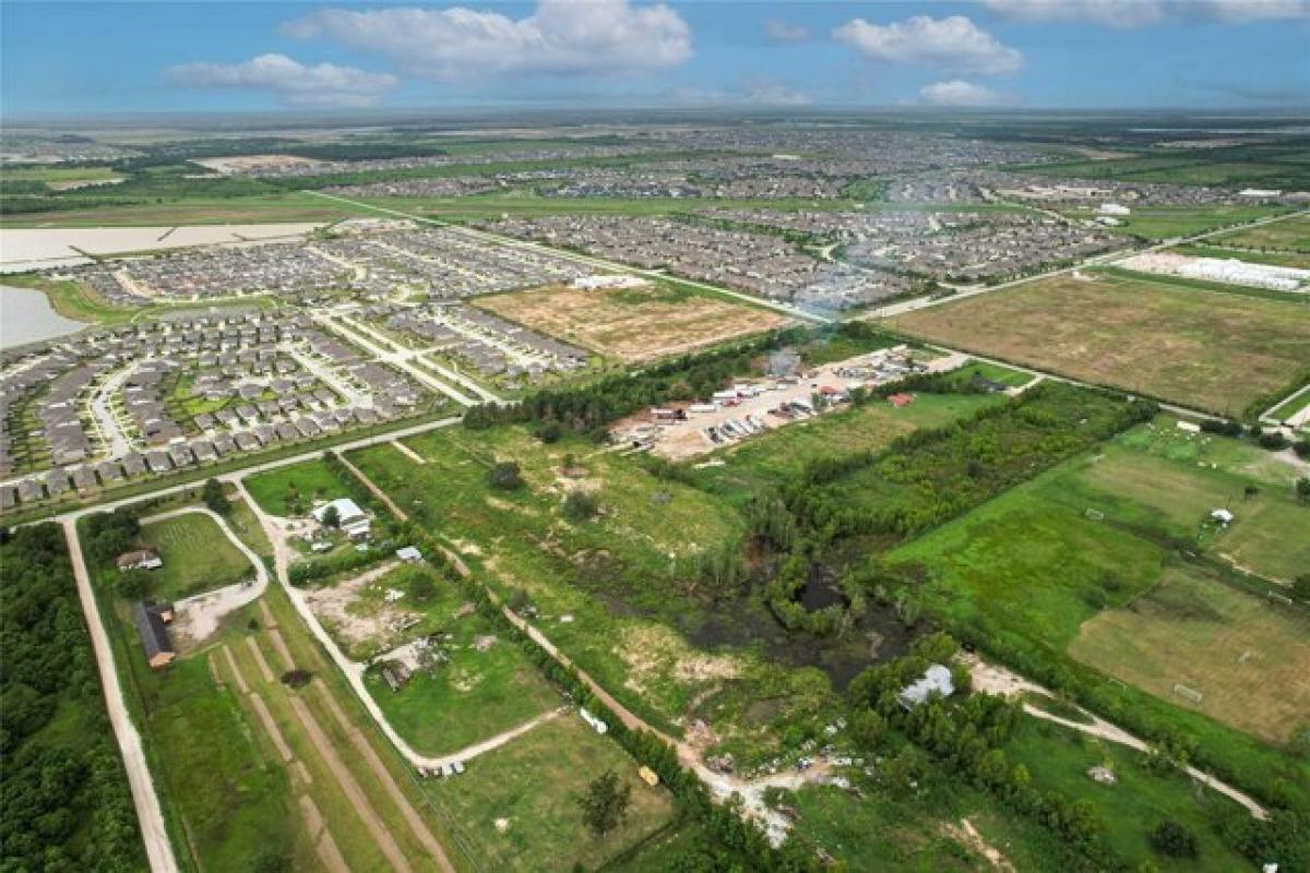 Picture of Residential Land For Sale in Katy, Texas, United States