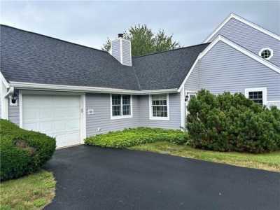 Home For Sale in Middletown, Rhode Island