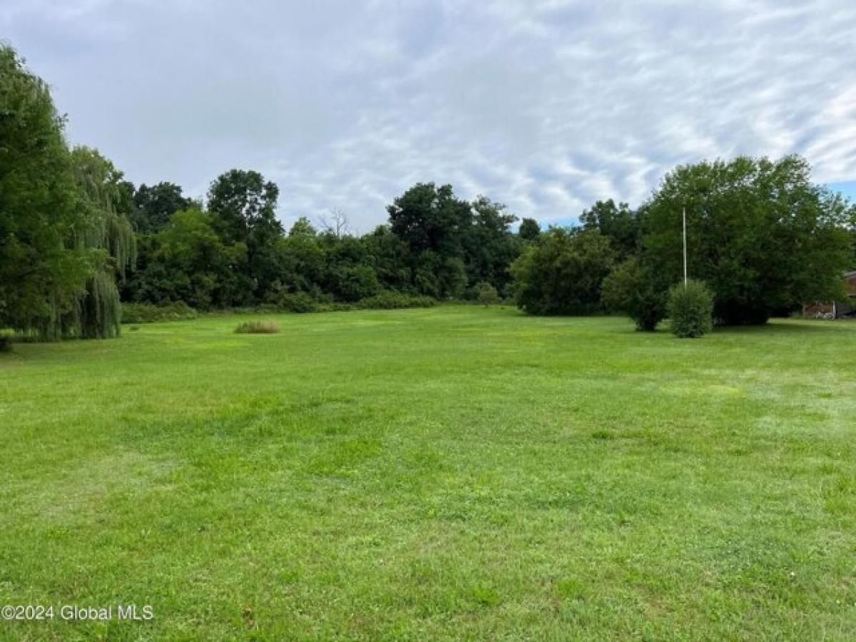 Picture of Residential Land For Sale in Watervliet, New York, United States