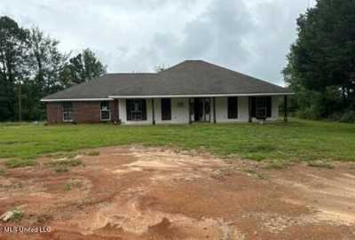 Home For Sale in Silver Creek, Mississippi