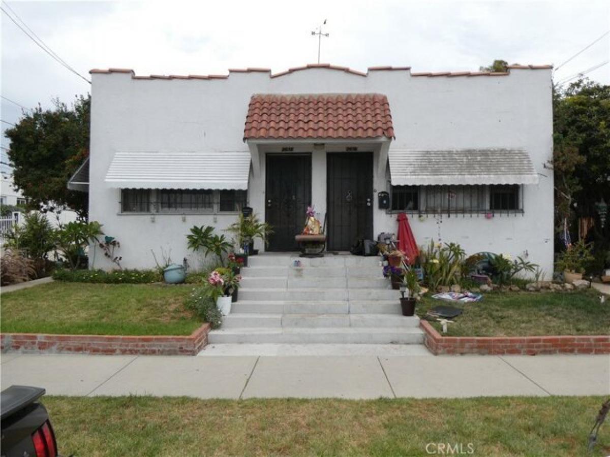 Picture of Home For Sale in Signal Hill, California, United States