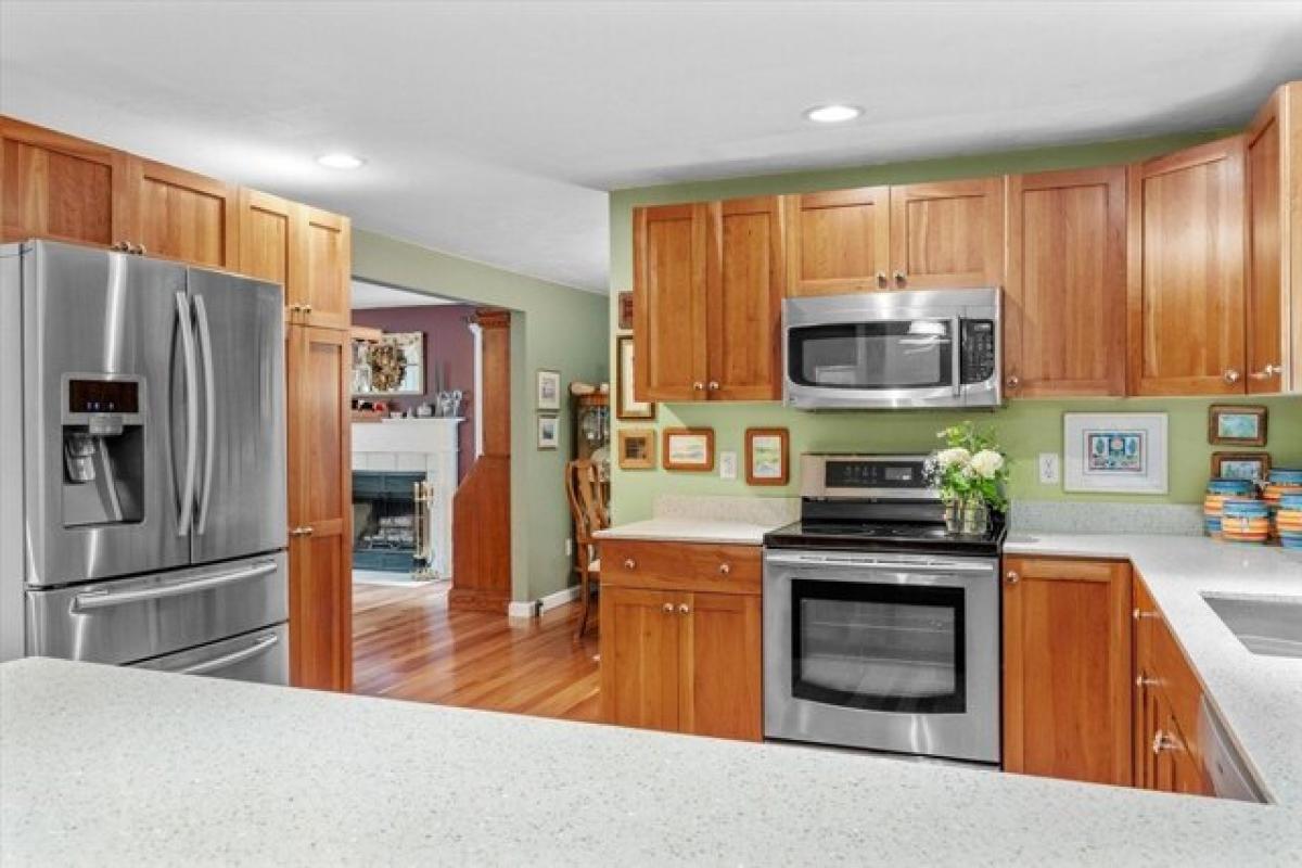 Picture of Home For Sale in Beverly, Massachusetts, United States